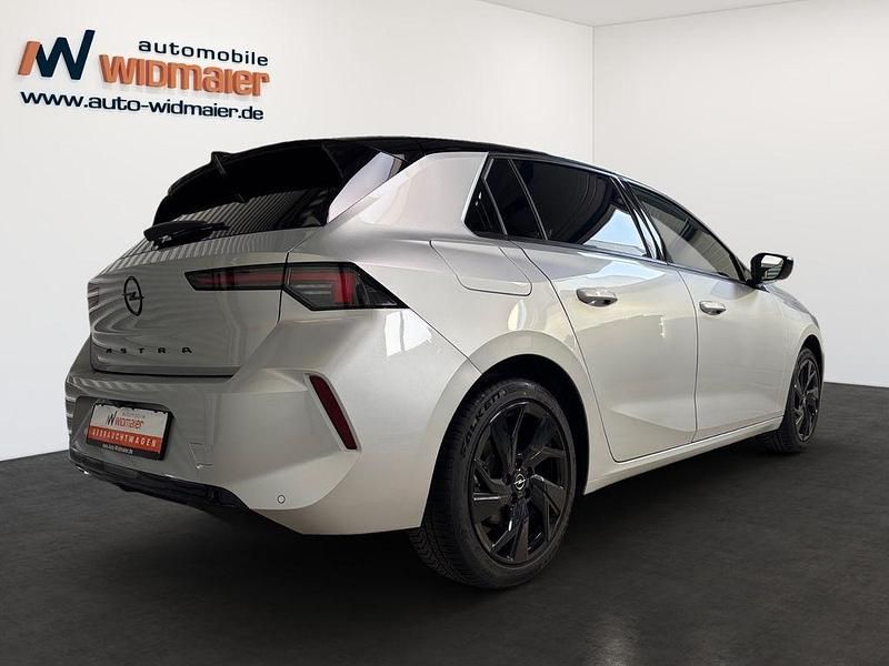 Gebraucht Opel Astra 131 PS (96 kW) 2024 Silber Limousine