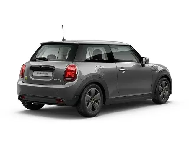 Gebraucht Mini Cooper SE 135 kW (184 PS) 2022 Moonwalk grey metallic Kleinwagen