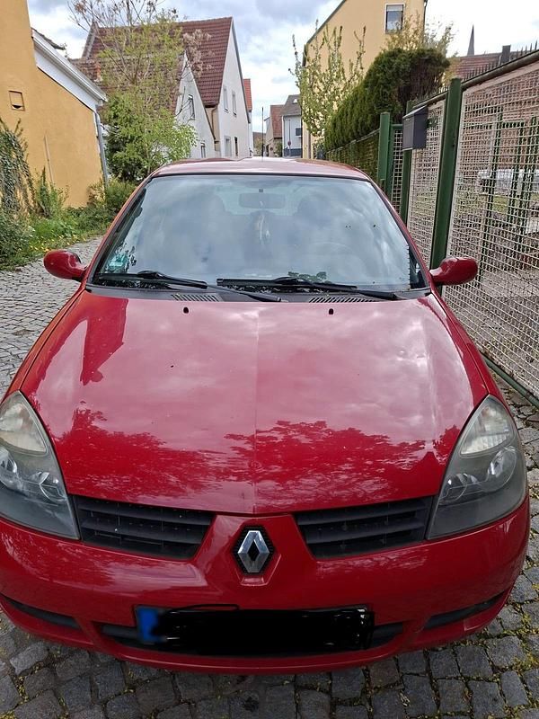 Second-hand Renault Clio II 2008 Roșu Hatchback