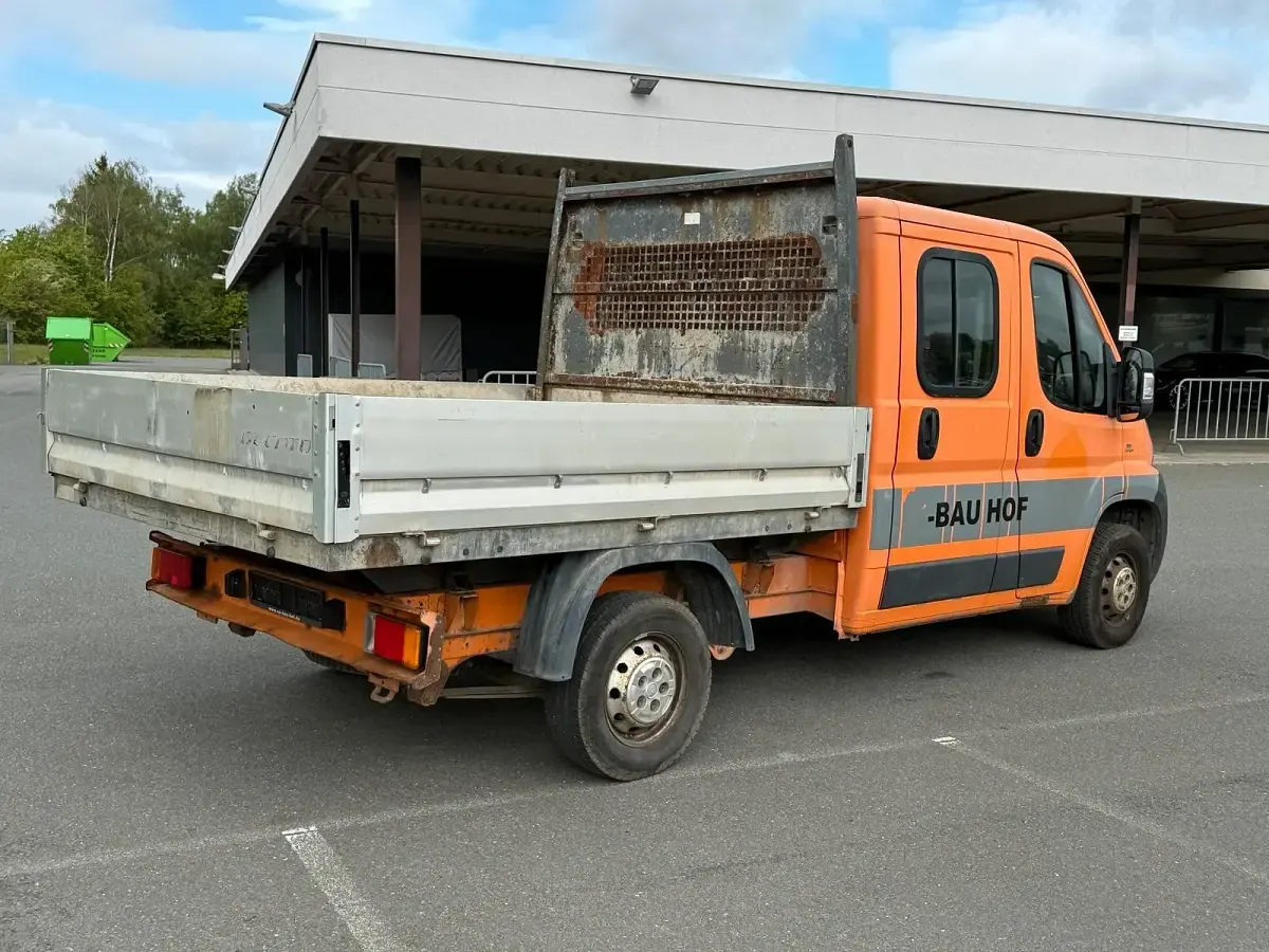 Gebraucht Fiat Ducato 115 PS (84 kW) 2012 Orange Van