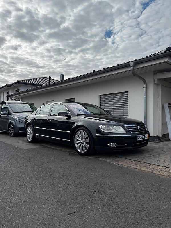 Schwarz Gebraucht 2008 VW Phaeton Limousine | 7.000 € - Bild 1/4