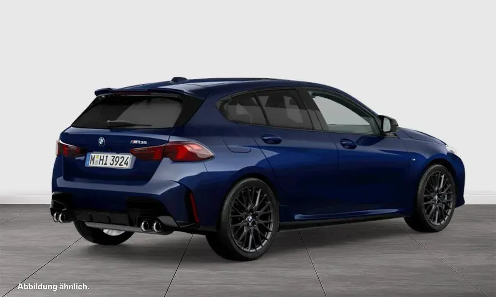 Neu BMW M135 Performance 300 PS (220 kW) 2026 Blau Kleinwagen