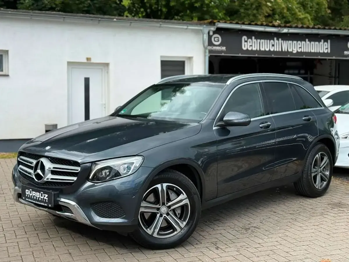 Gebraucht Mercedes GLC220 170 PS (125 kW) 2016 Tenoritgrau SUV
