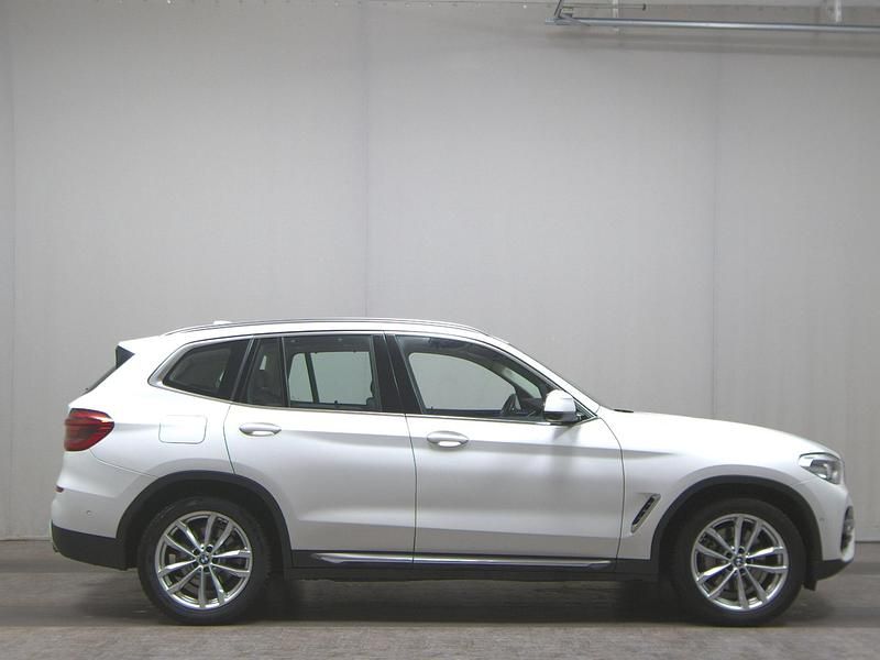 Weiss Gebraucht 2020 BMW X3 Luxury Line SUV | 27.980 € (Superpreis) - Bild 1/4