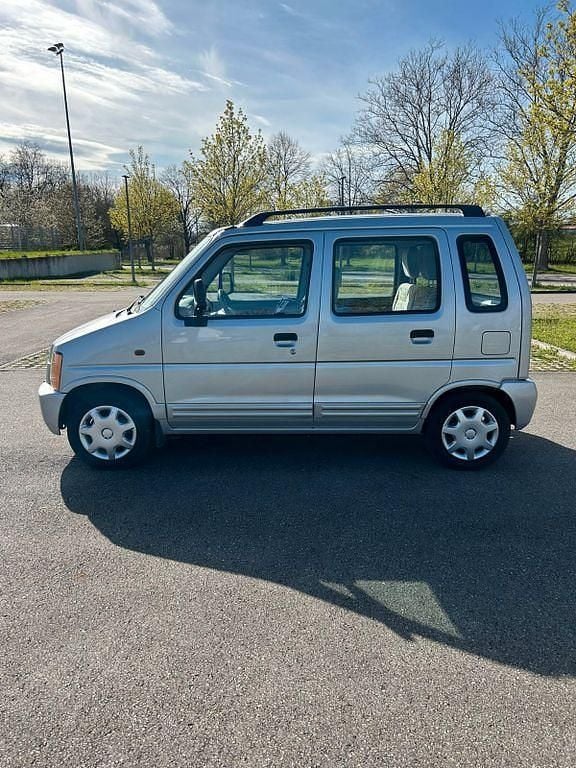 Gebraucht Suzuki Wagon R+ GL 65 PS (47 kW) 1999 Silber Kombi