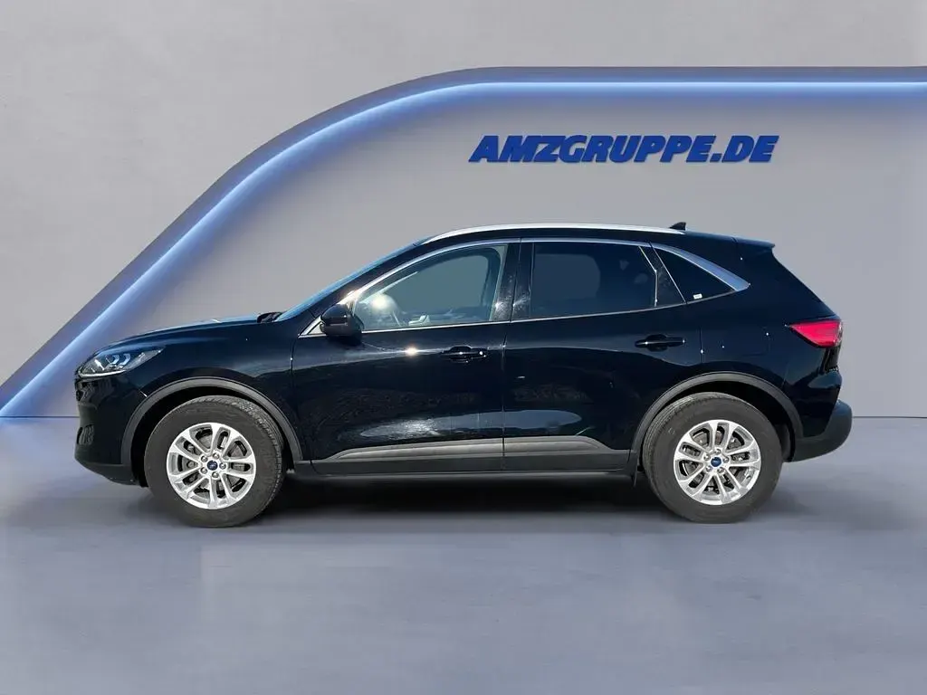 Gebraucht Ford Kuga Titanium 150 PS (110 kW) 2020 Schwarz SUV