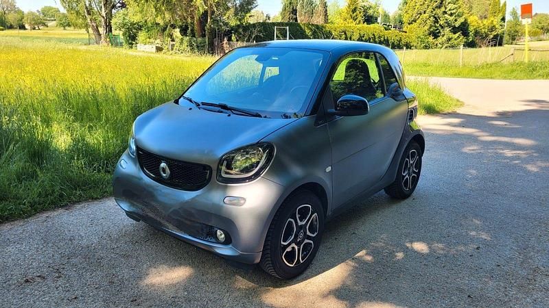 Grau Gebraucht 2016 Smart ForTwo Coupé Prime Cabrio | 10.600 € (Superpreis) - Bild 1/4