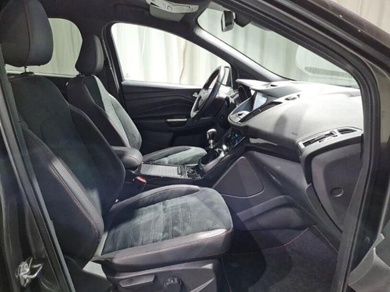 Gebraucht Ford Kuga ST-Line 150 PS (110 kW) 2019 Grau, magnetic metallic SUV