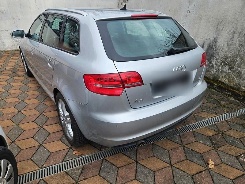 Gebraucht Audi A3 Ambition 140 PS (102 kW) 2011 Silber Kleinwagen