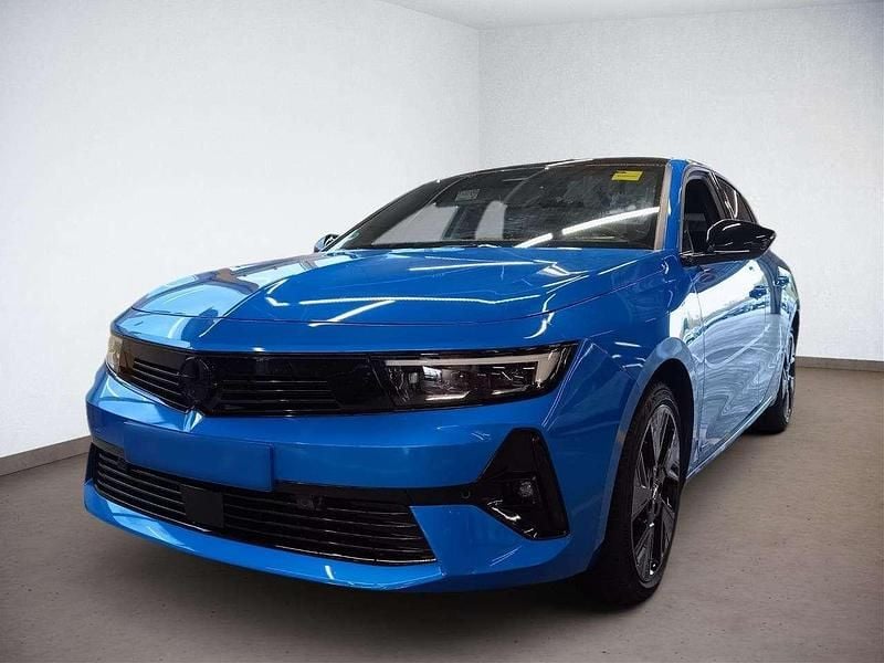 Blau/typ aussenverkleidung met Gebraucht 2023 Opel Astra Limousine | 23.990 € (Superpreis) - Bild 1/4