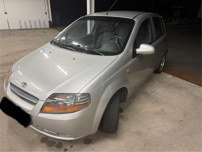 Silber Gebraucht 2003 Chevrolet Kalos Kleinwagen | 2.000 € (Fairer Preis) - Bild 1/4