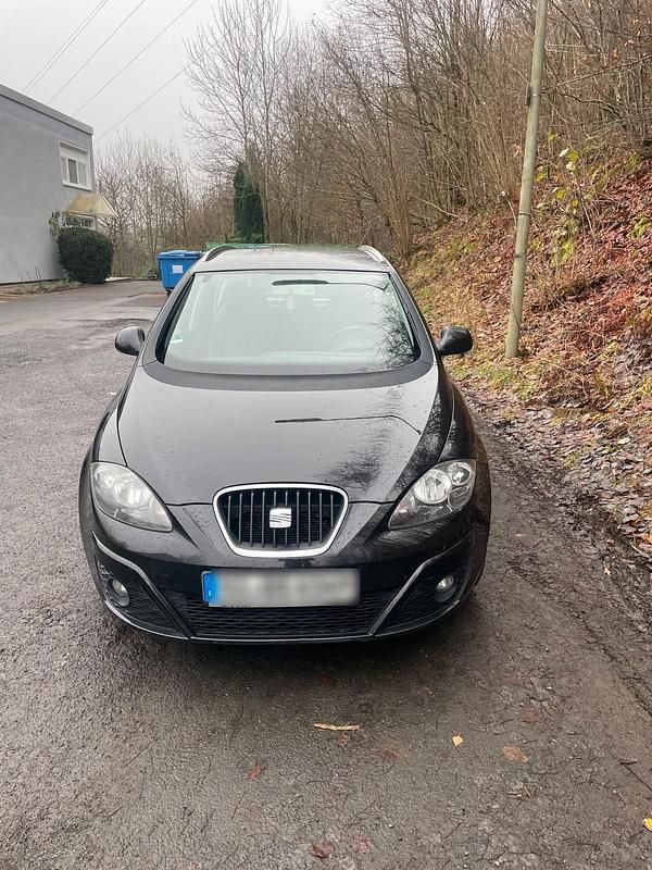 Schwarz Gebraucht 2012 Seat Altea SUV | 3.000 € (Fairer Preis) - Bild 1/4