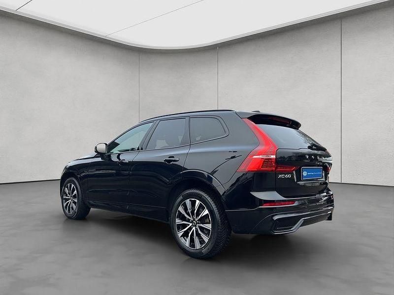 Gebraucht Volvo XC60 Plus 197 PS (144 kW) 2024 Schwarz SUV