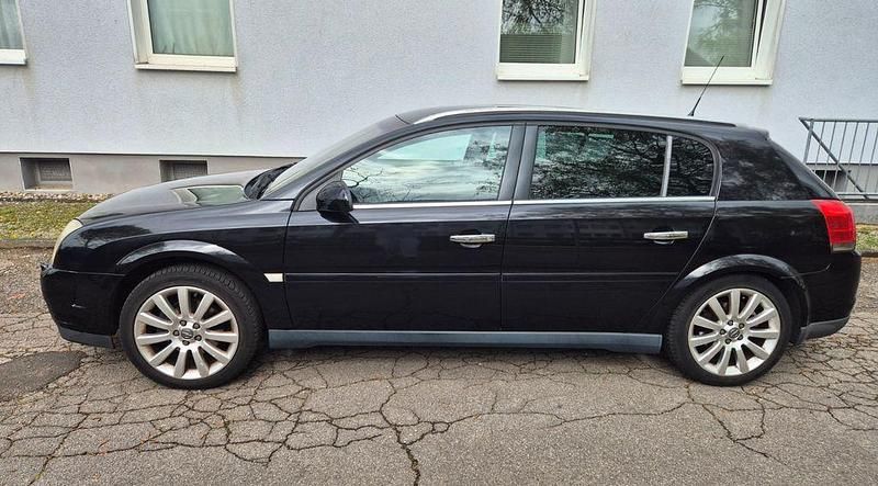 Gebraucht Opel Signum 175 PS (128 kW) 2004 Schwarz Kleinwagen