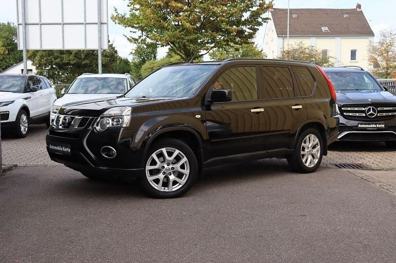 Schwarz Gebraucht 2012 Nissan X-Trail 360º SUV | 9.990 € (Etwas zu teuer) - Bild 1/4