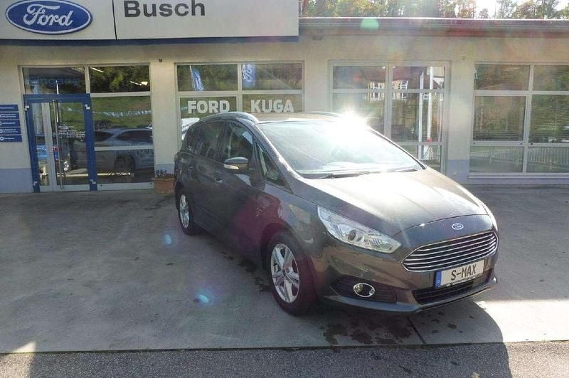 Magneticgrau (metallic) Gebraucht 2018 Ford S-MAX Business Edition Van / Kleinbus | 11.750 € (Fairer Preis) - Bild 1/4