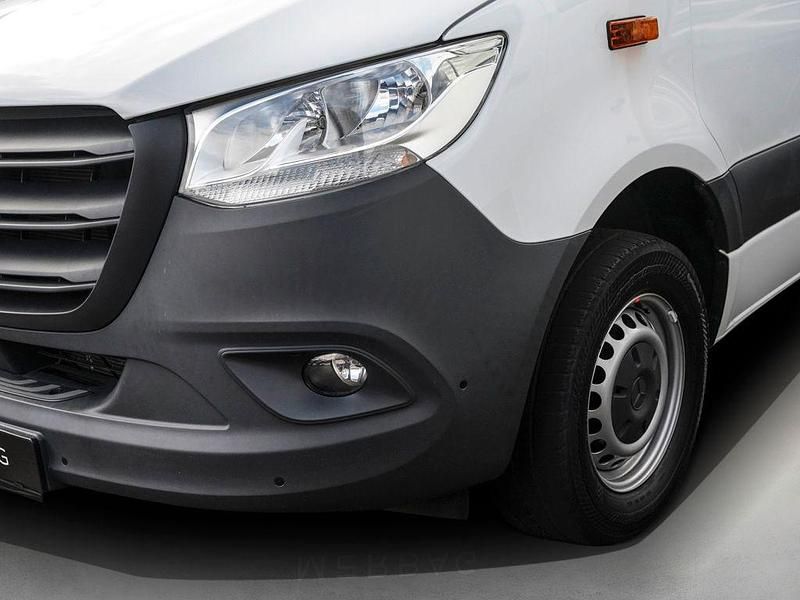 Gebraucht Mercedes Sprinter 170 PS (125 kW) 2022 Arktikweiß Van