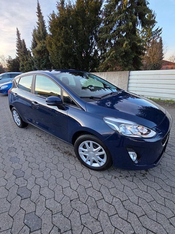 Gebraucht Ford Fiesta Active 101 PS (74 kW) 2018 Blau Kleinwagen
