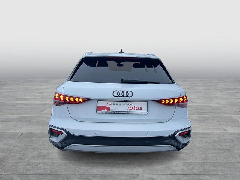 Gebraucht Audi A3 Ambiente 150 PS (110 kW) 2025 Gletscherweiß metallic Kombi