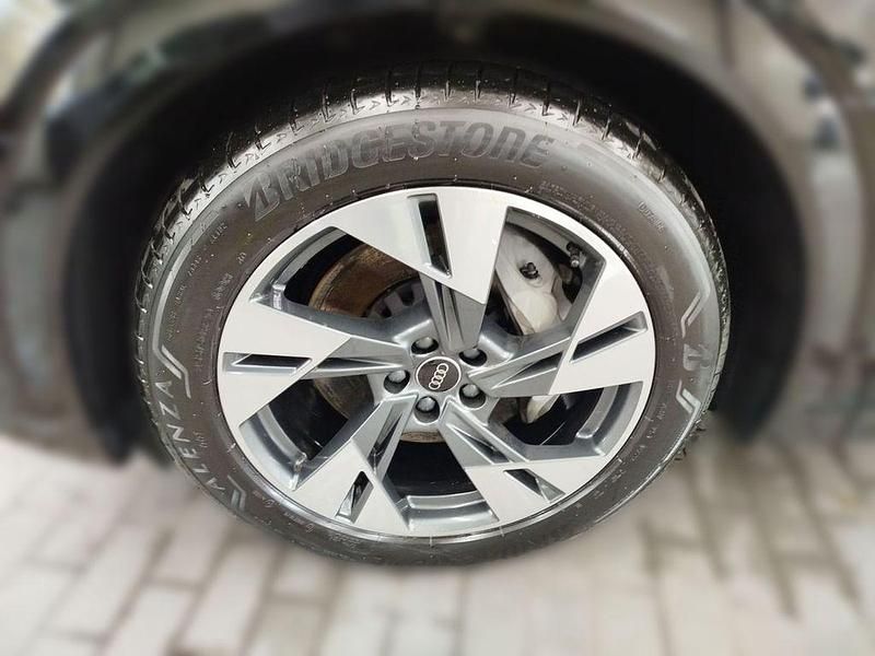 Gebraucht Audi Q8 e-tron Advanced Plus 300 kW (408 PS) 2023 Mythosschwarz metallic SUV