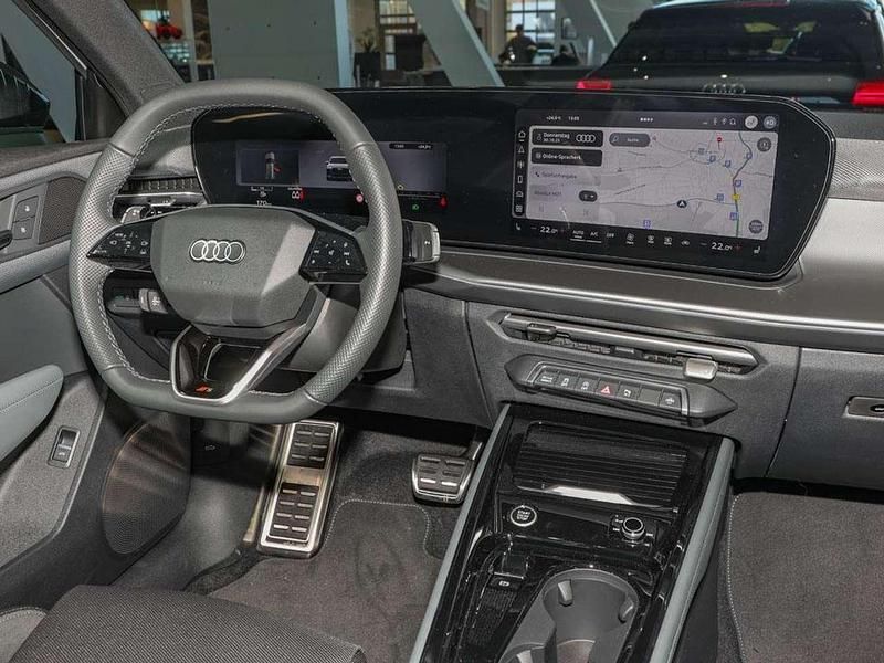 Gebraucht Audi Q3 S-Line 150 PS (110 kW) 2026 Pfeilgrauperleffekt SUV