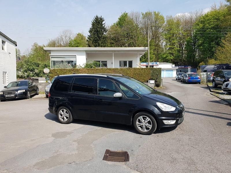Gebraucht Ford Galaxy Titanium 140 PS (102 kW) 2011 Schwarz Van / Kleinbus