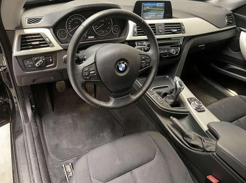 Gebraucht BMW 318 Gran Turismo 150 PS (110 kW) 2017 Limousine