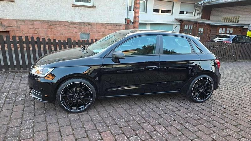 Usata Audi A1 95 CV (69 kW) 2018 Nero Utilitaria