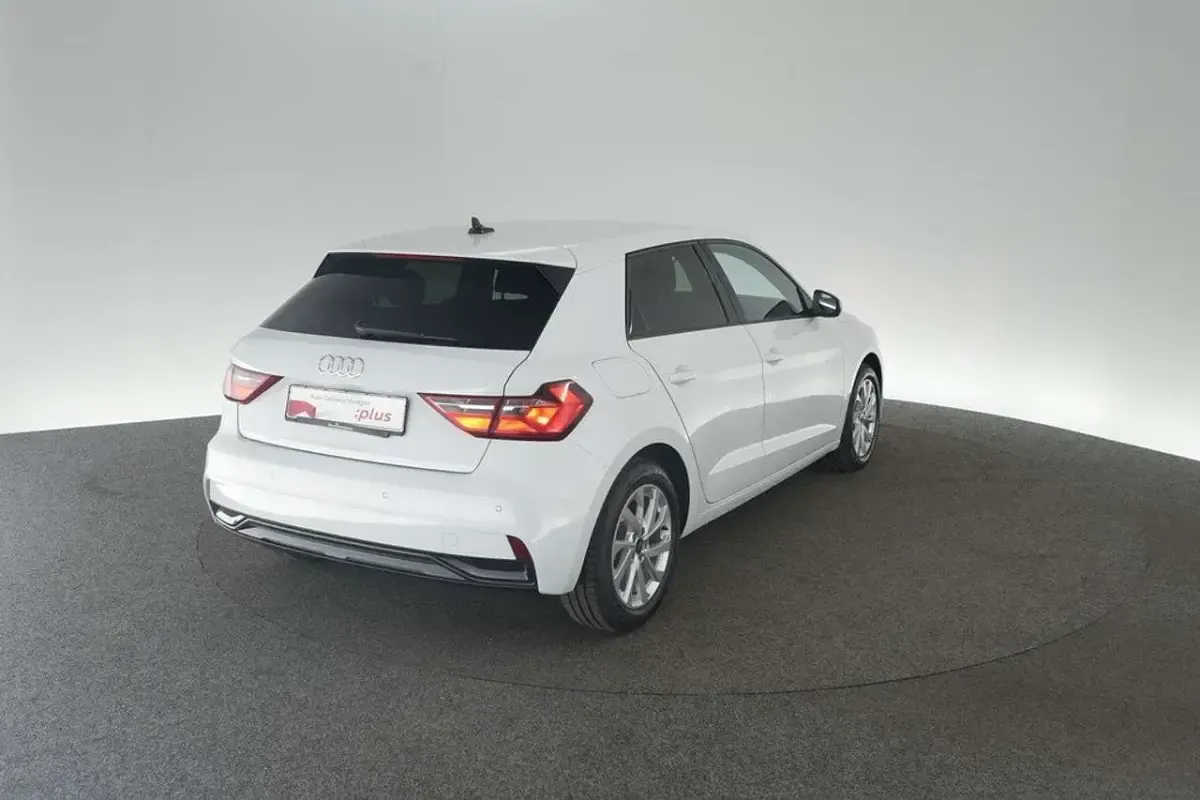 Gebraucht Audi A1 Advanced 116 PS (85 kW) 2025 Weiß SUV