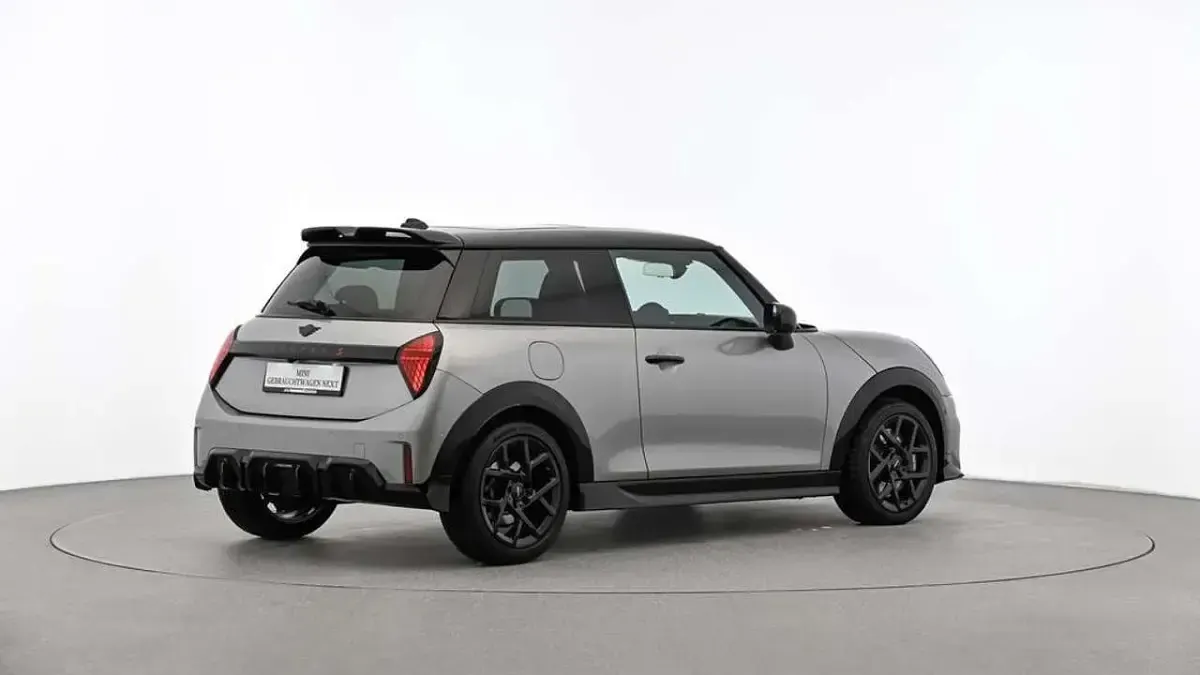 Gebraucht Mini John Cooper Works 204 PS (150 kW) 2024 Grau Kleinwagen