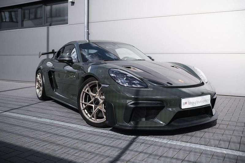 Neu Porsche 718 500 PS (367 kW) 2025 Grün
