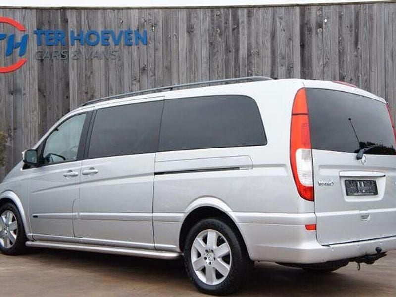 Gebraucht Mercedes Viano 204 PS (150 kW) 2010 Silber Van / Kleinbus