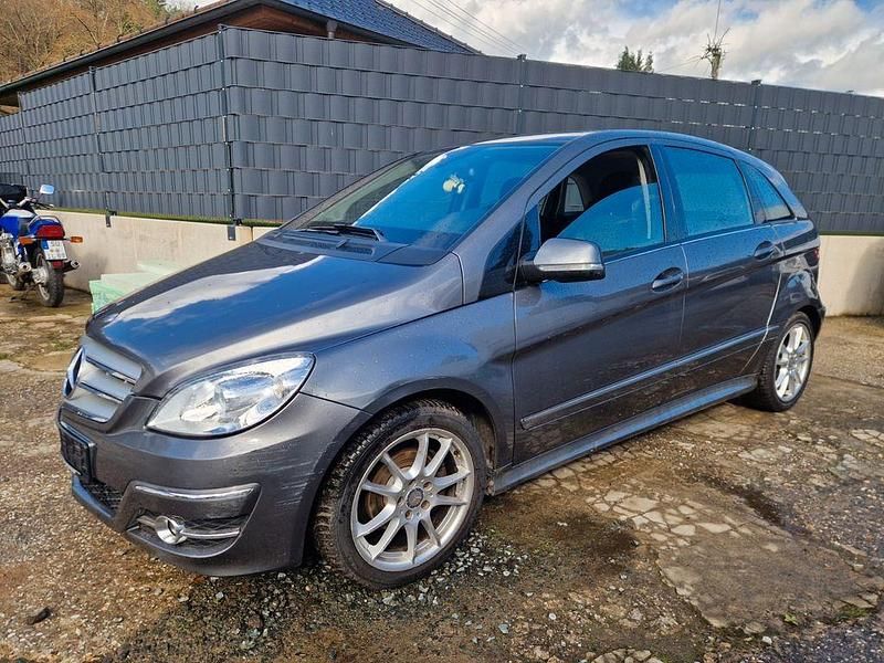 Gebraucht Mercedes B170 116 PS (85 kW) 2008 Grau Van / Kleinbus