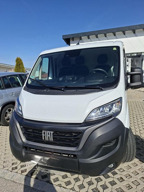 Gebraucht Fiat Ducato 140 PS (102 kW) 2023 Weiß Van