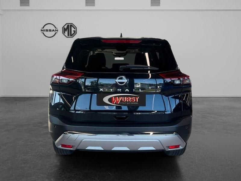 Neu Nissan X-Trail Tekna+ 163 PS (119 kW) 2025 Schwarz SUV
