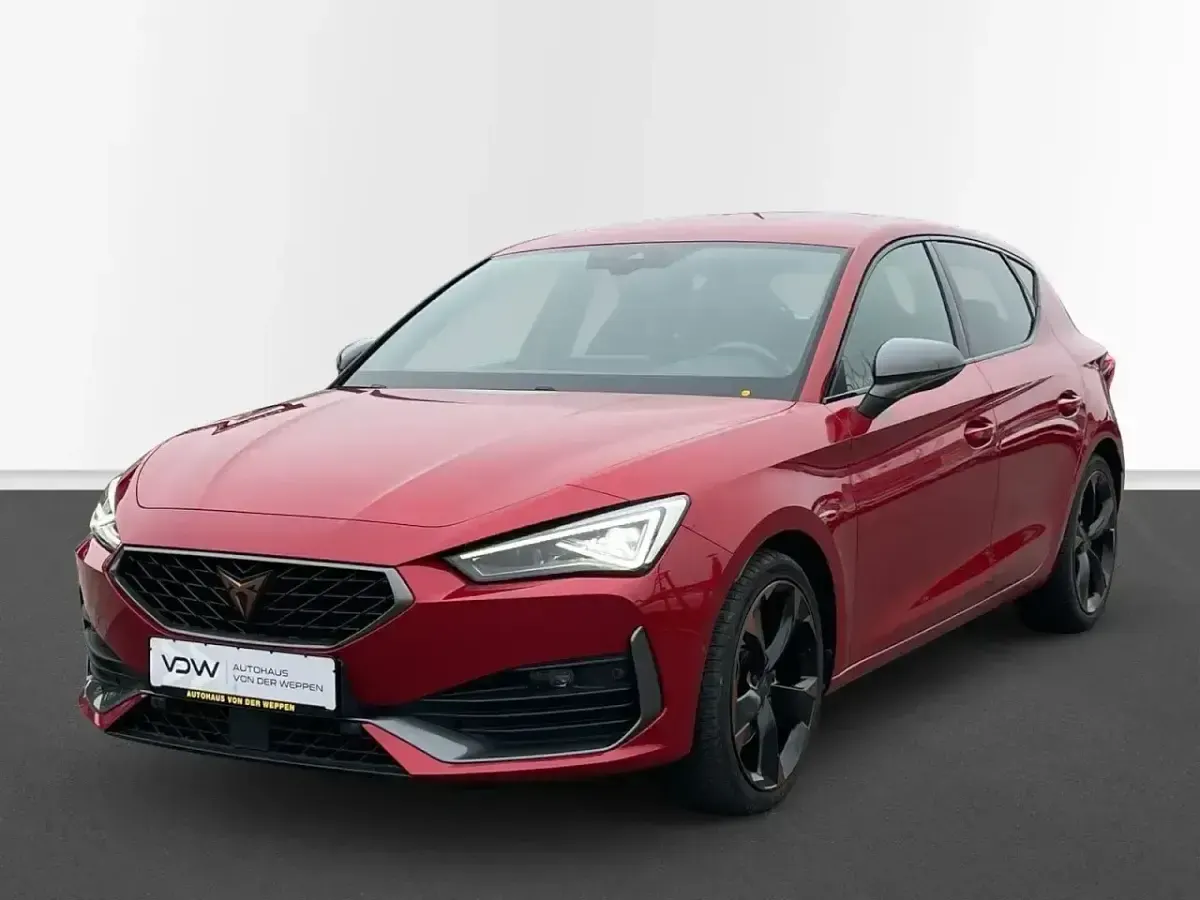 Usata Cupra Leon 110 CV (80 kW) 2024 Rosso Berlina
