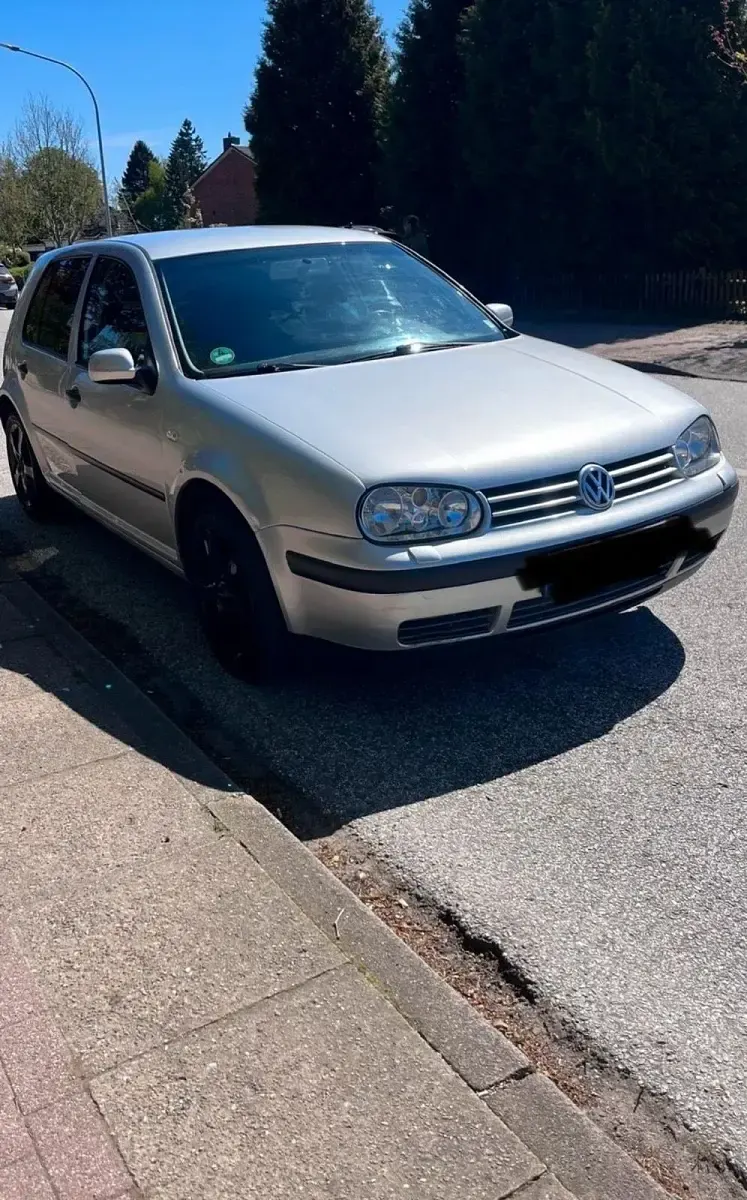 Gebraucht VW Golf IV 75 PS (55 kW) 2002 Silber Kleinwagen