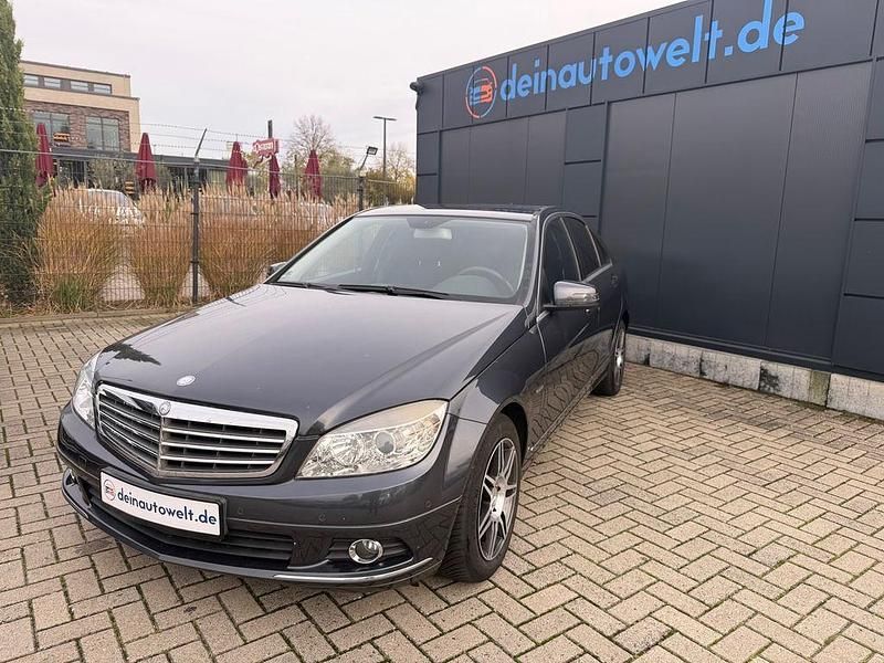 Gebraucht Mercedes C200 184 PS (135 kW) 2010 Tenoritgrau Limousine