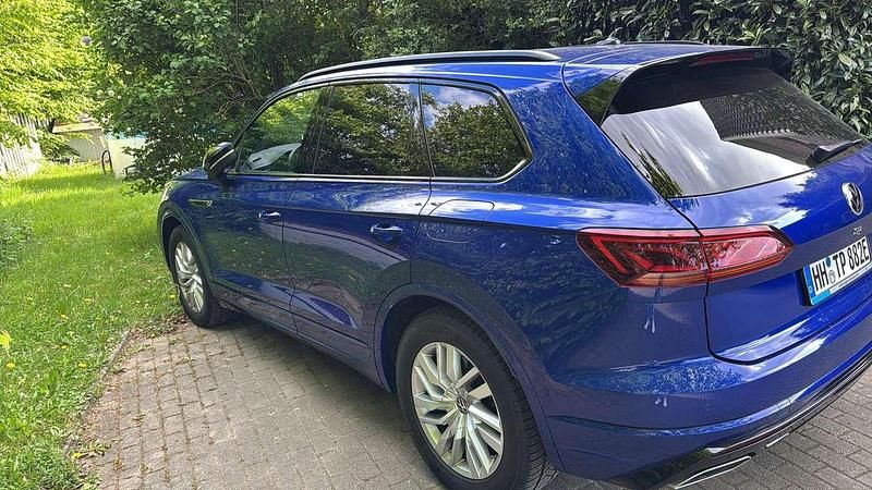 Gebraucht VW Touareg R 462 PS (339 kW) 2021 Blau SUV