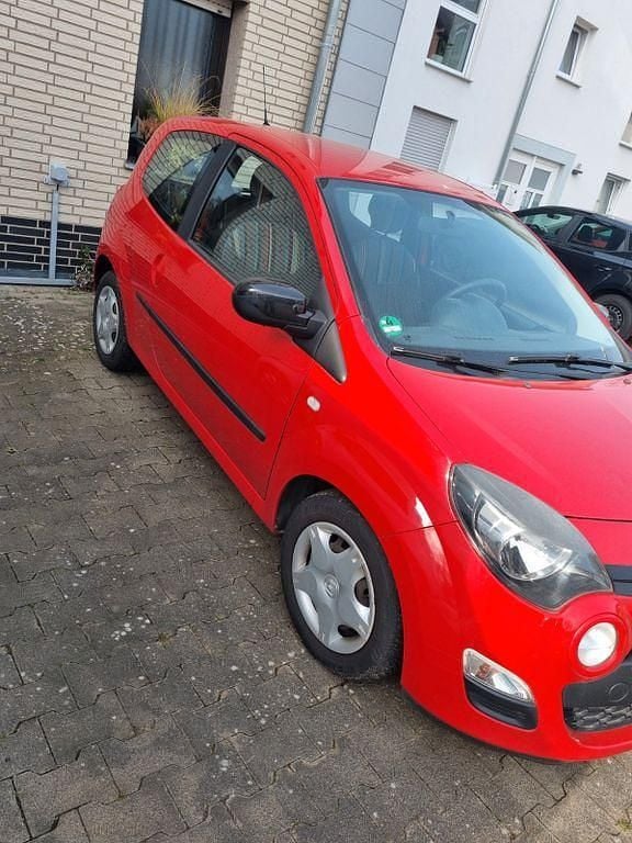 Gebraucht Renault Twingo Initiale Paris 75 PS (55 kW) 2014 Rot Kleinwagen