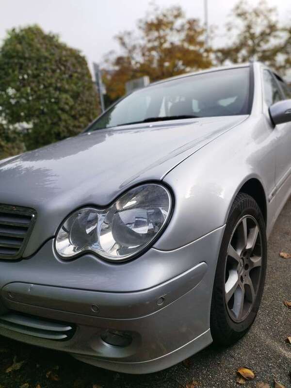 Silber Gebraucht 2005 Mercedes C200 Classic Kombi | 2.750 € (Fairer Preis) - Bild 1/4