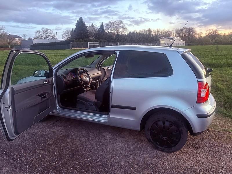 Gebraucht VW Polo 2003 Silber Kleinwagen