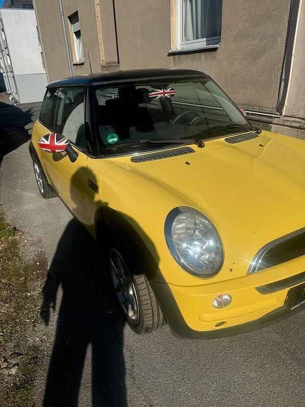 Gebraucht Mini ONE 90 PS (66 kW) 2003 Gelb Kleinwagen