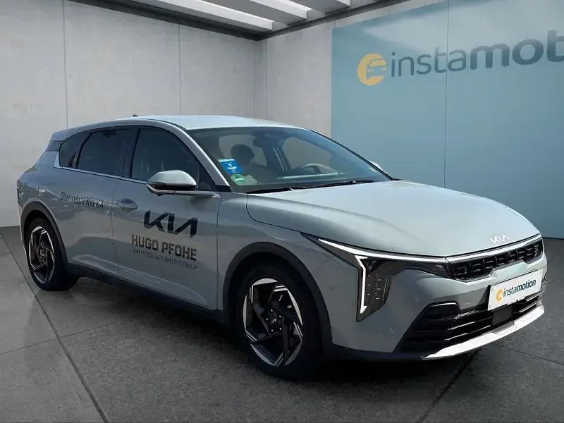 Gebraucht Kia K4 150 PS (110 kW) 2026 Grau Kleinwagen