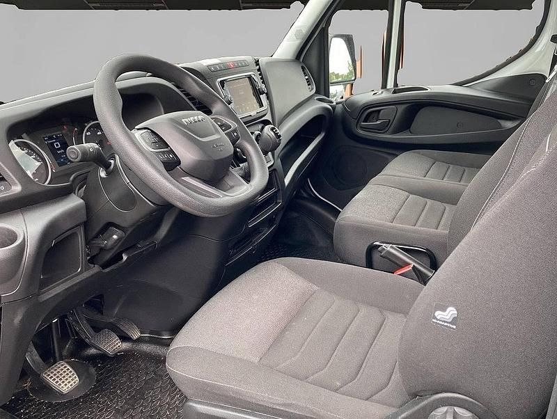 Gebraucht Iveco Daily 156 PS (114 kW) 2023 Weiß Pickup