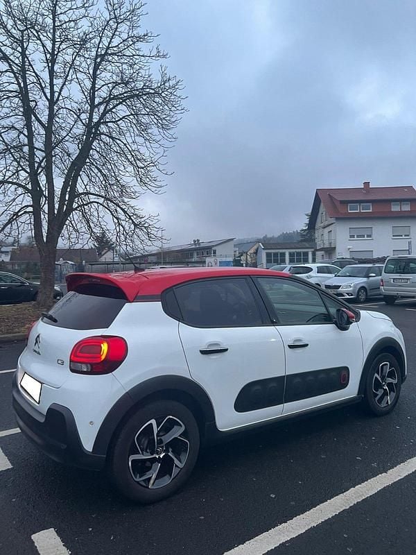 Gebraucht Citroën C3 Shine 110 PS (80 kW) 2018 Weiß Kleinwagen