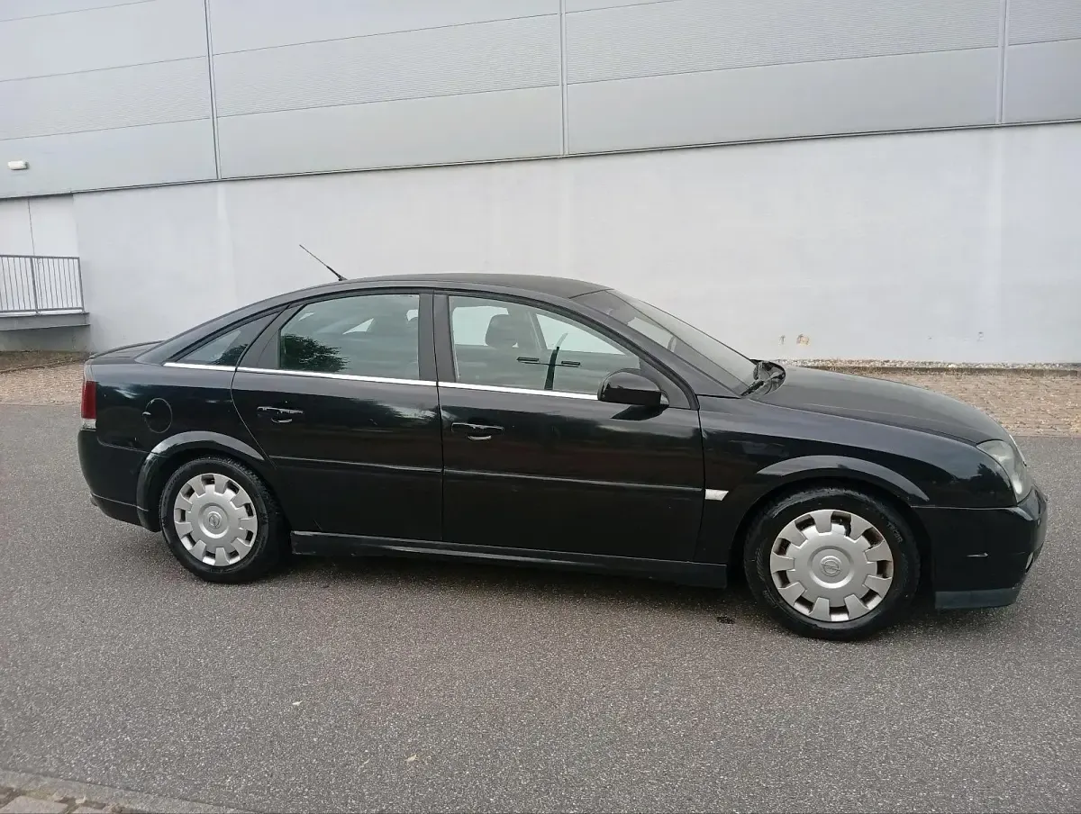 Gebraucht Opel Vectra GTS 211 PS (155 kW) 2004 Schwarz Limousine