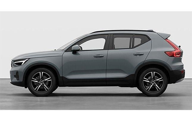 Neu Volvo XC40 163 PS (119 kW) 2026 Blau SUV