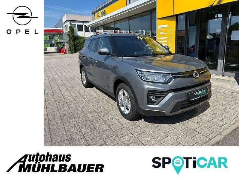 Grau Gebraucht 2024 Ssangyong (KGM) Tivoli Quartz SUV | 18.950 € (Fairer Preis) - Bild 1/4