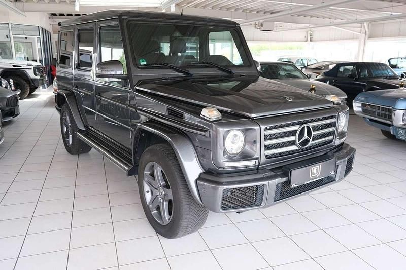 Grau Gebraucht 2018 Mercedes G350 SUV | 84.900 € (Teuer) - Bild 1/3